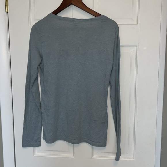 Threads 4 Thought women’s long sleeve shirt size large - Picture 2 of 6